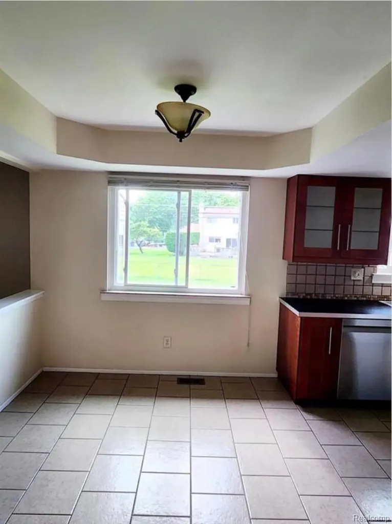 35347 Alta Vista Drive Sterling Heights City MI 48312