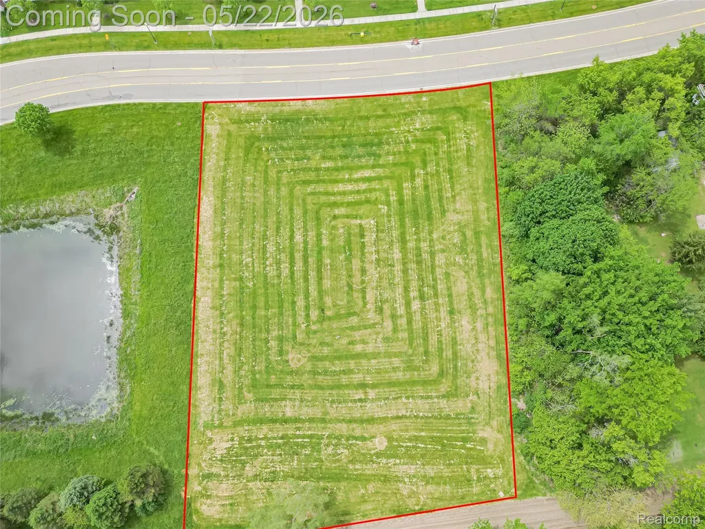 57735 New Hudson Drive Lyon Charter Township MI 48165