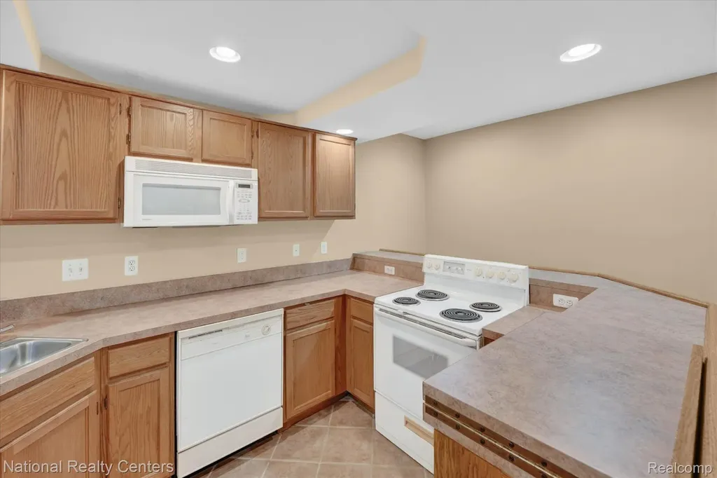 47222 Northgate Court Canton Charter Township MI 48188