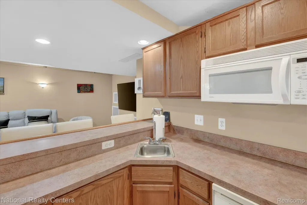 47222 Northgate Court Canton Charter Township MI 48188