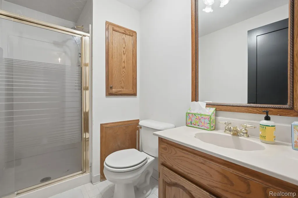 58032 Robroy Street Washington Township MI 48094
