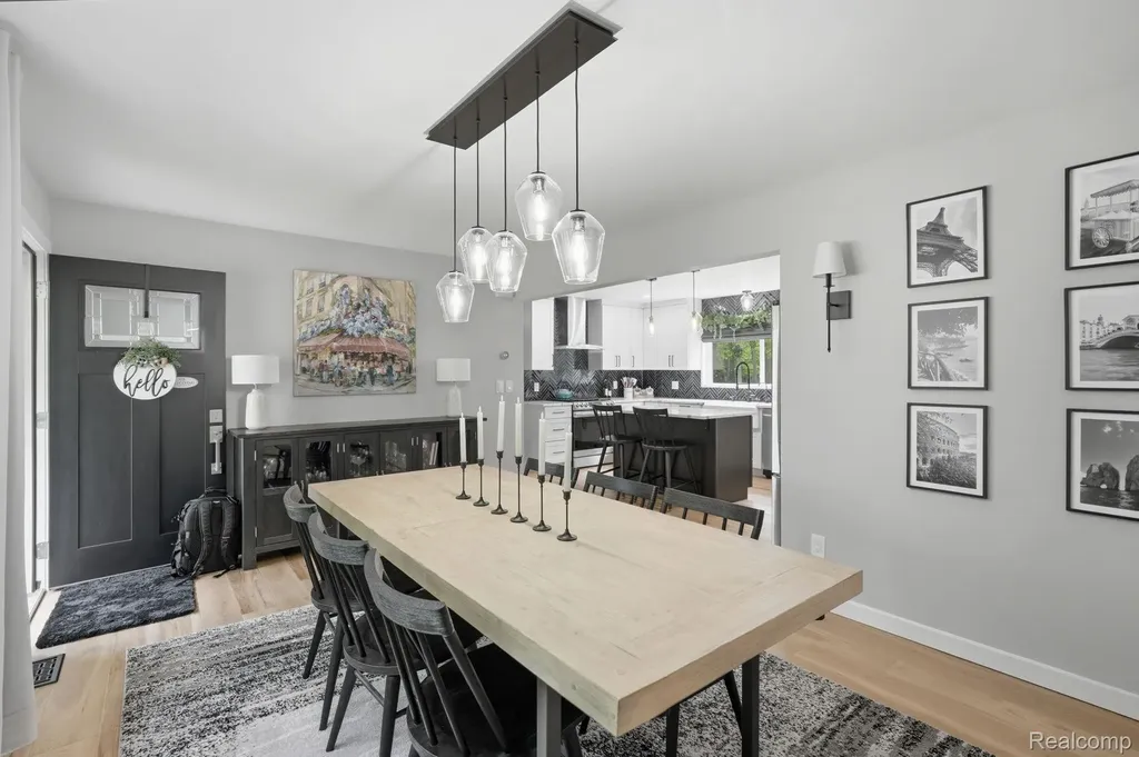 58032 Robroy Street Washington Township MI 48094