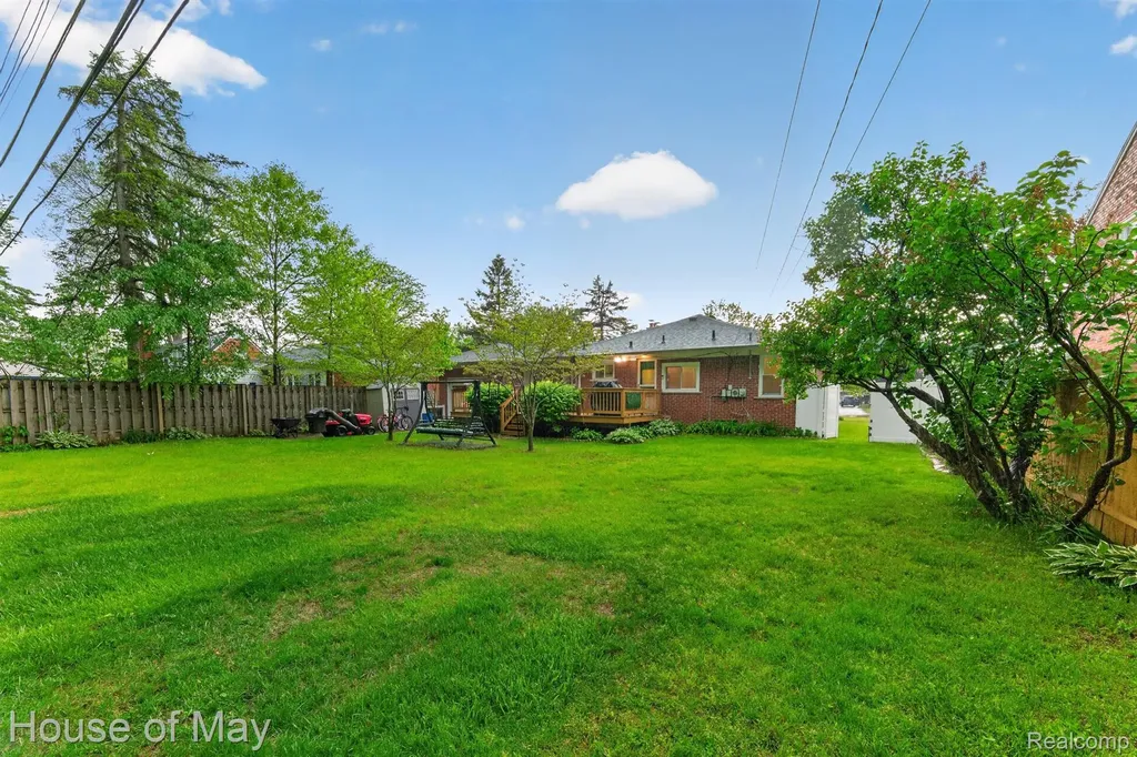20036 Beech Daly Road Redford Charter Township MI 48240