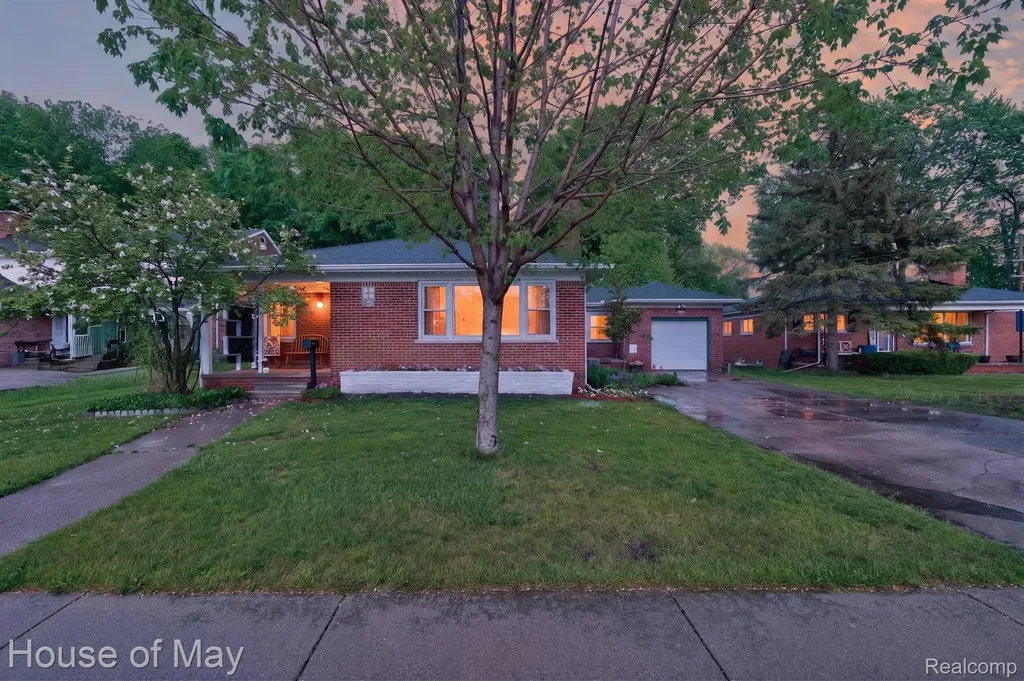 20036 Beech Daly Road Redford Charter Township MI 48240