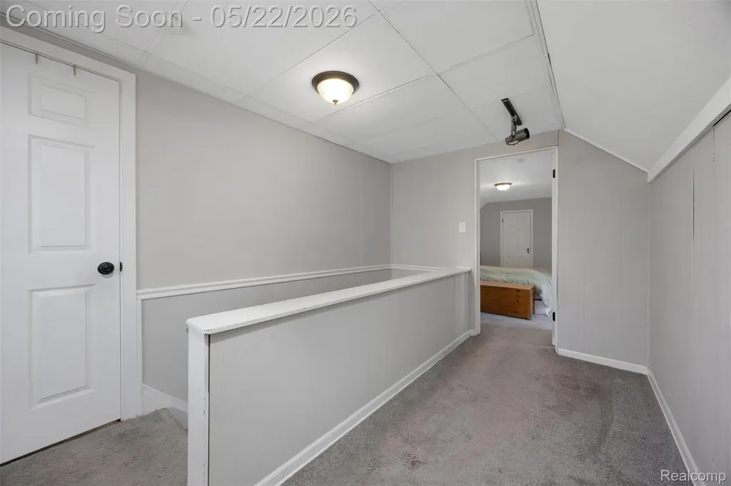 20701 Toles Lane Grosse Pointe Woods City MI 48236