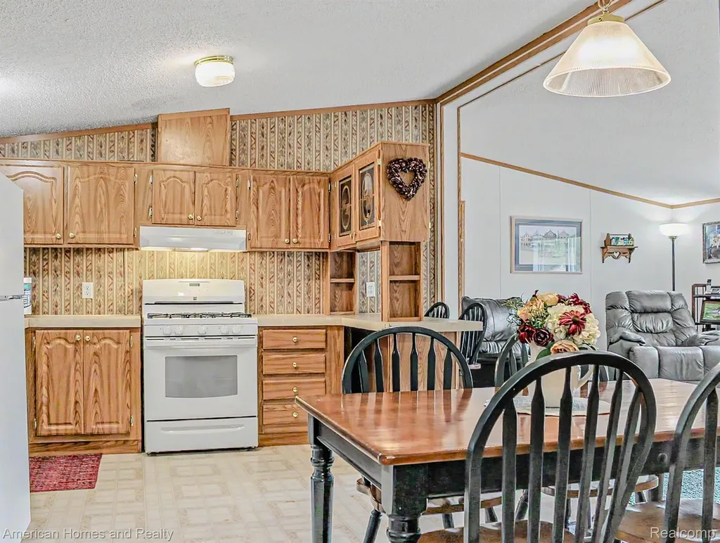 6691 Boone Lane Corwith Township MI 49795