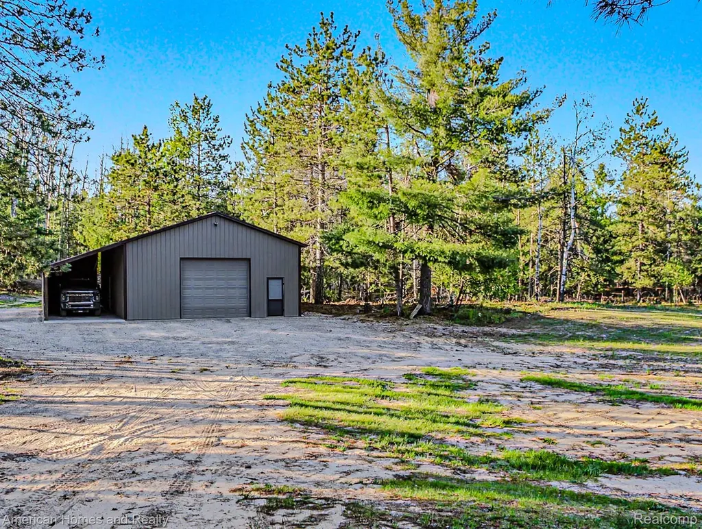 6691 Boone Lane Corwith Township MI 49795