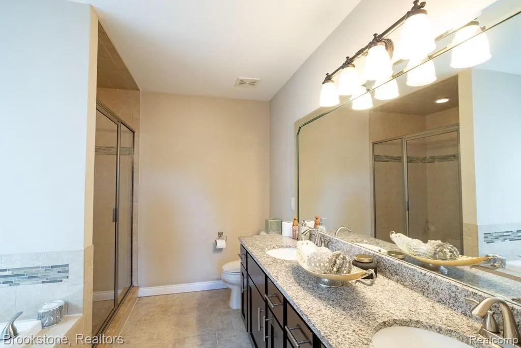 13809 Grandeur Avenue Shelby Charter Township MI 48315
