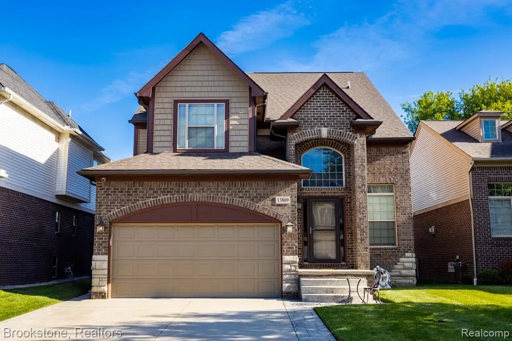 13809 Grandeur Avenue Shelby Charter Township MI 48315