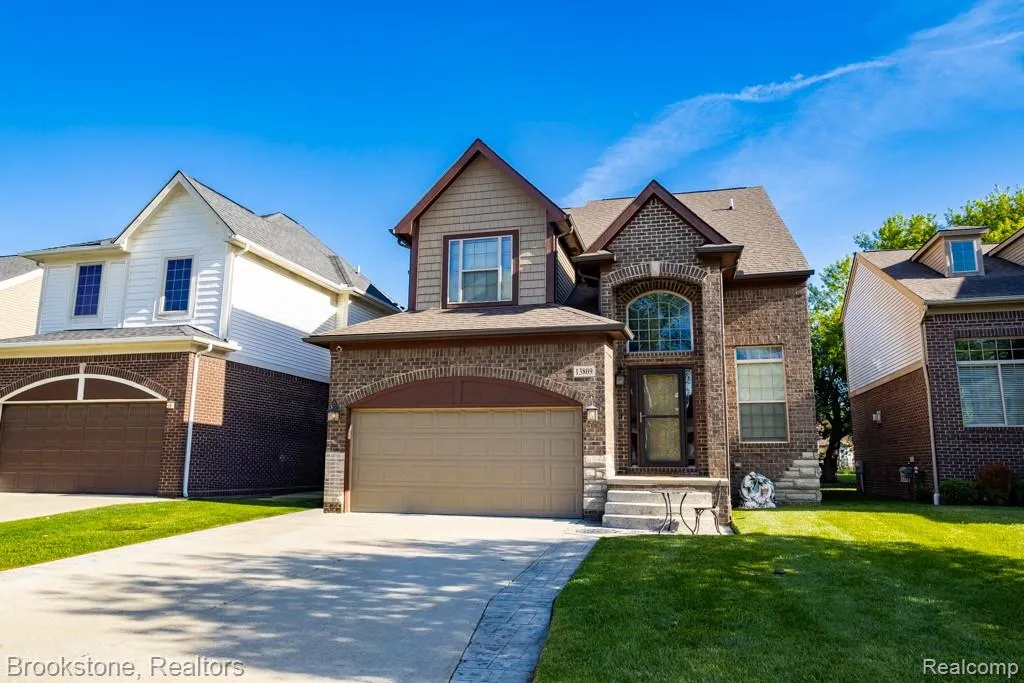 13809 Grandeur Avenue Shelby Charter Township MI 48315