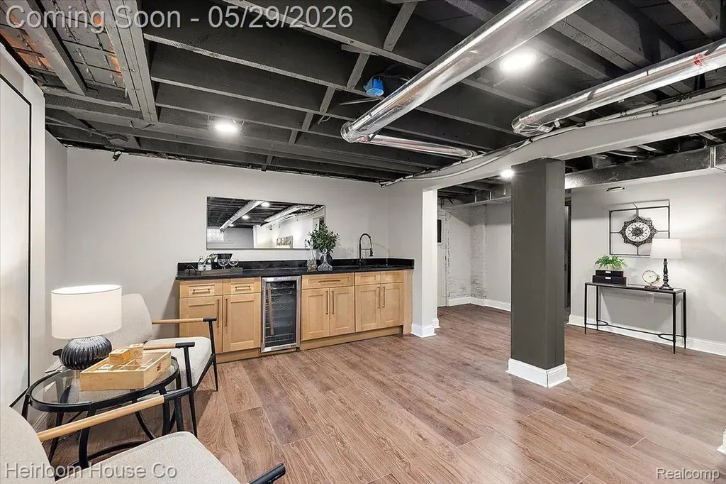 1755 W Boston Boulevard Detroit City MI 48206