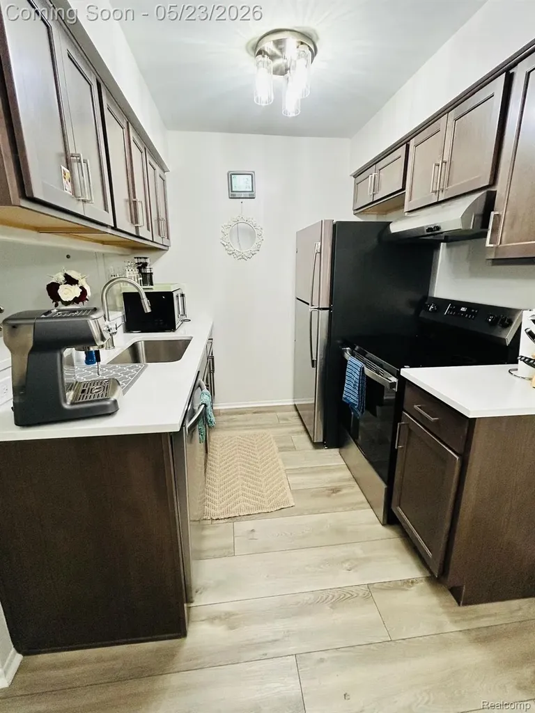 34680 Huntley Drive Sterling Heights City MI 48312