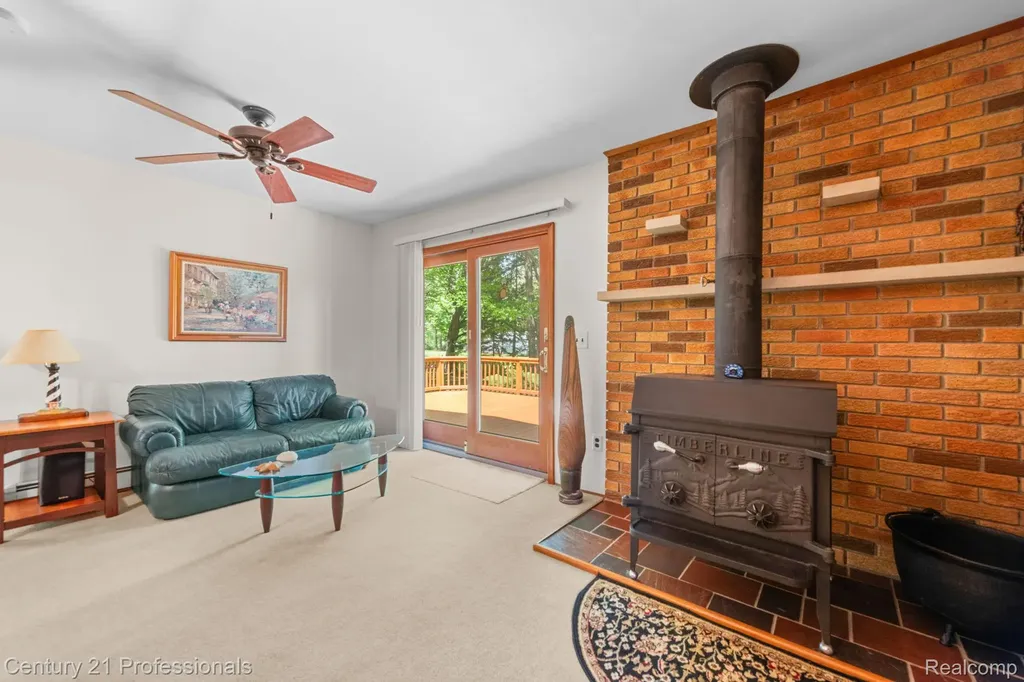 8638 Stone Road Algonac City MI 48001