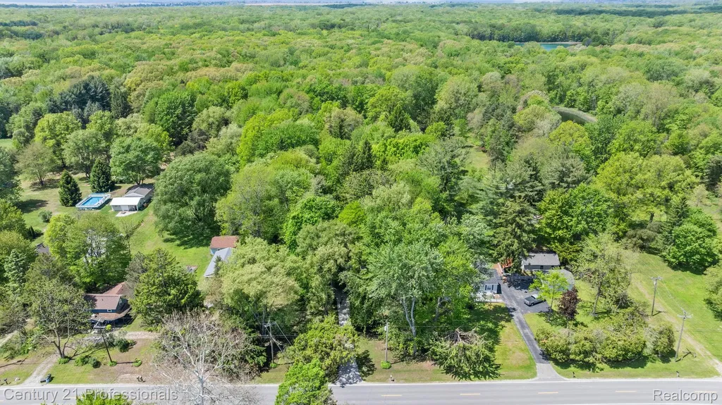 8638 Stone Road Algonac City MI 48001