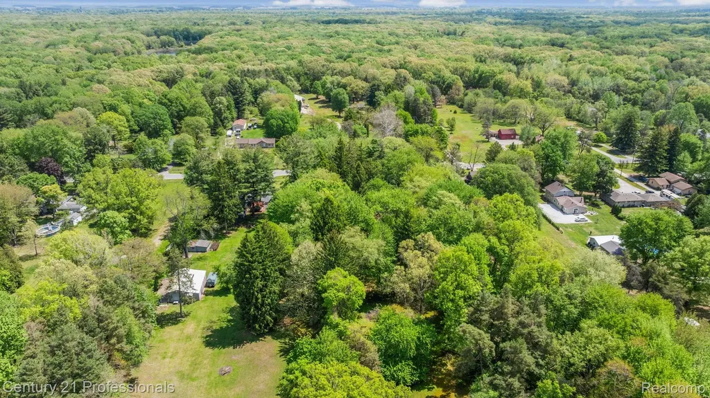 8638 Stone Road Algonac City MI 48001