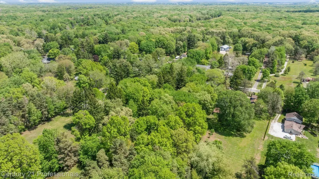 8638 Stone Road Algonac City MI 48001