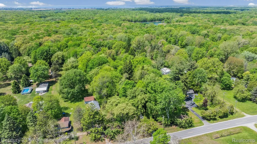 8638 Stone Road Algonac City MI 48001