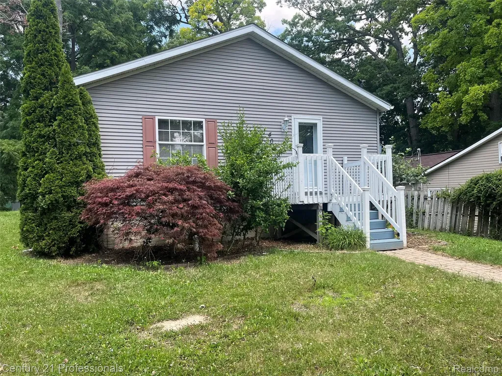 4080 Cass Elizabeth Road Waterford Charter Township MI 48328