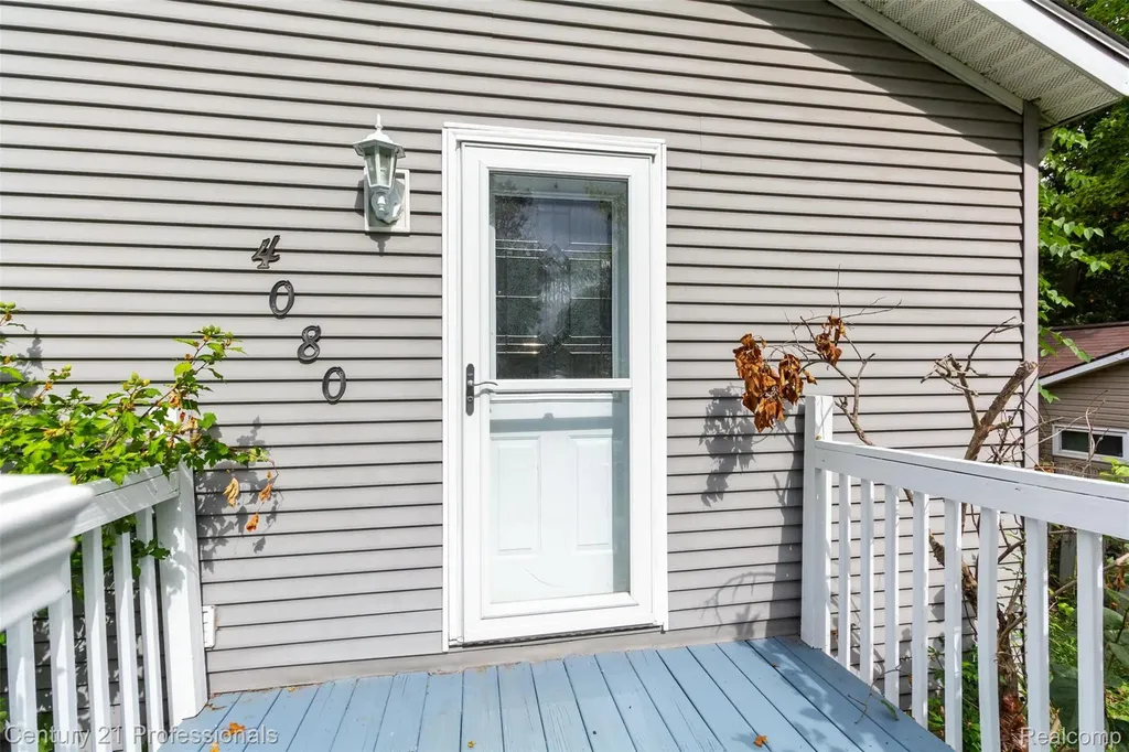 4080 Cass Elizabeth Road Waterford Charter Township MI 48328