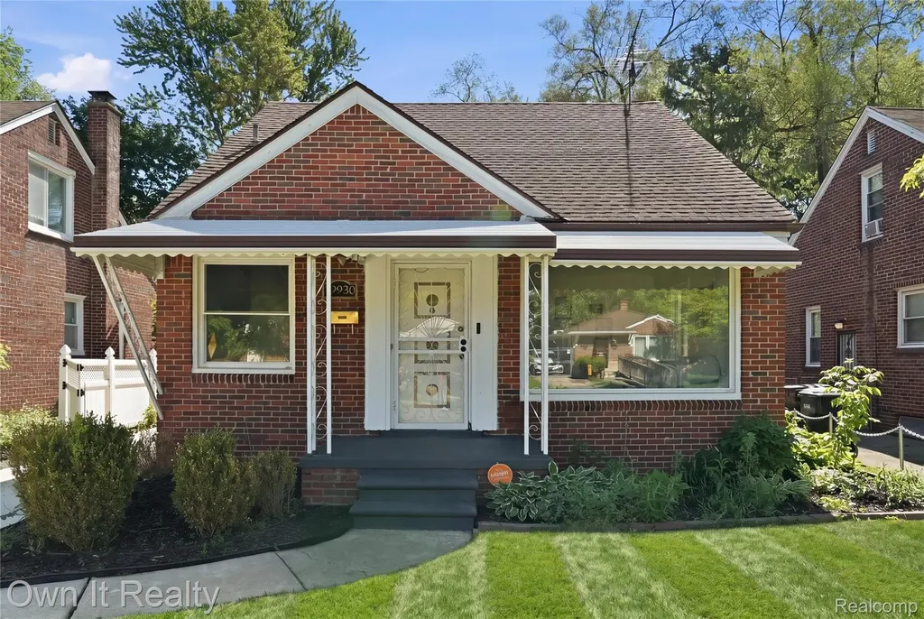19930 Burgess Detroit City MI 48219