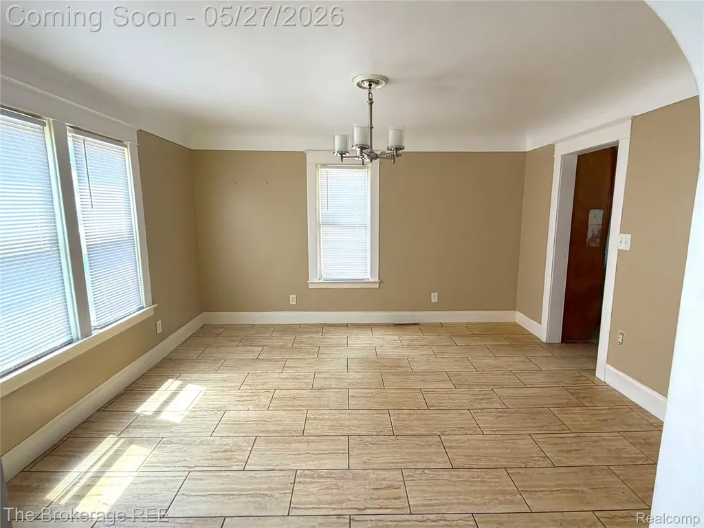 11205 N Saginaw Street Mt. Morris City MI 48458
