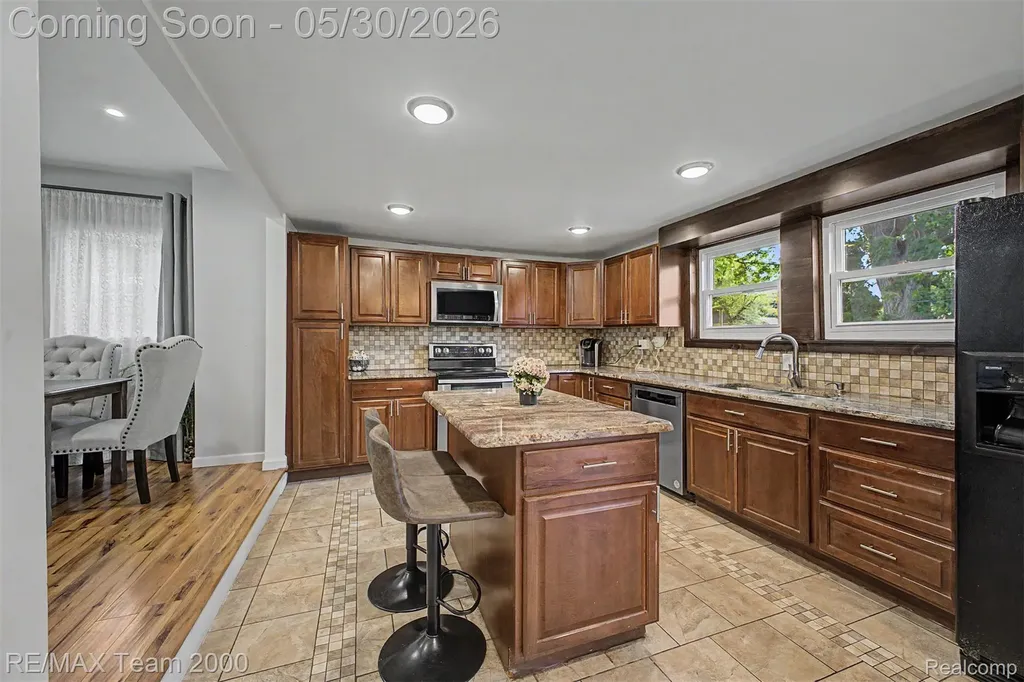 13867 Humphrey Street Southgate City MI 48195