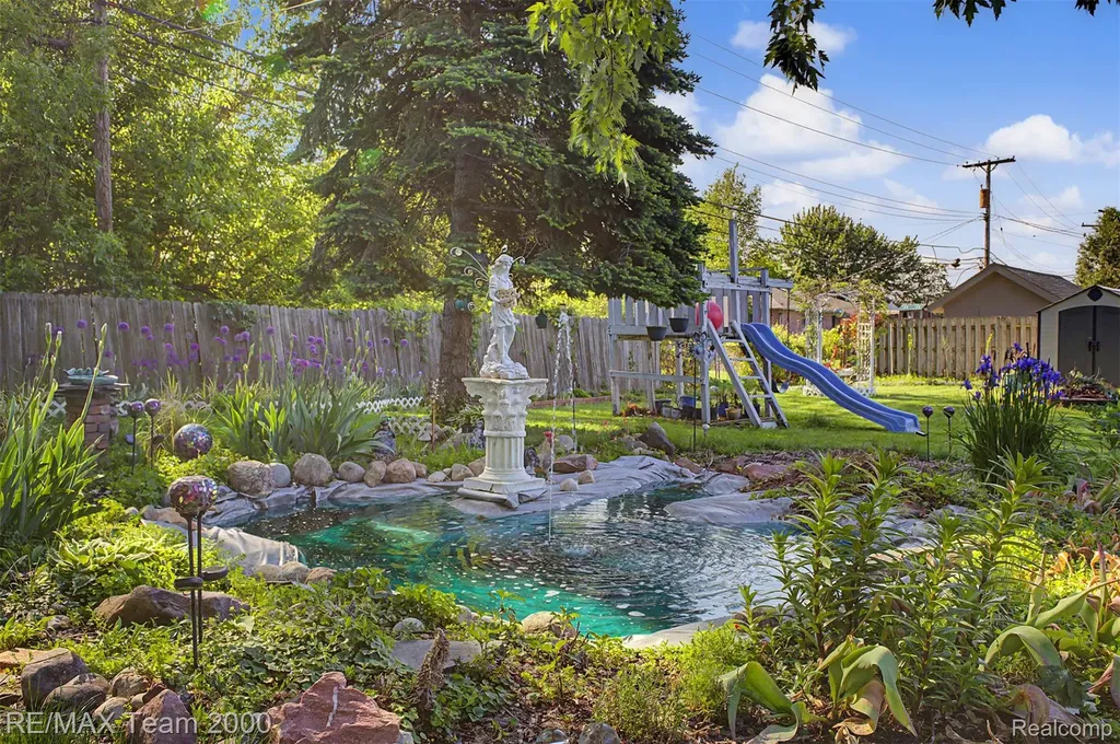 13867 Humphrey Street Southgate City MI 48195