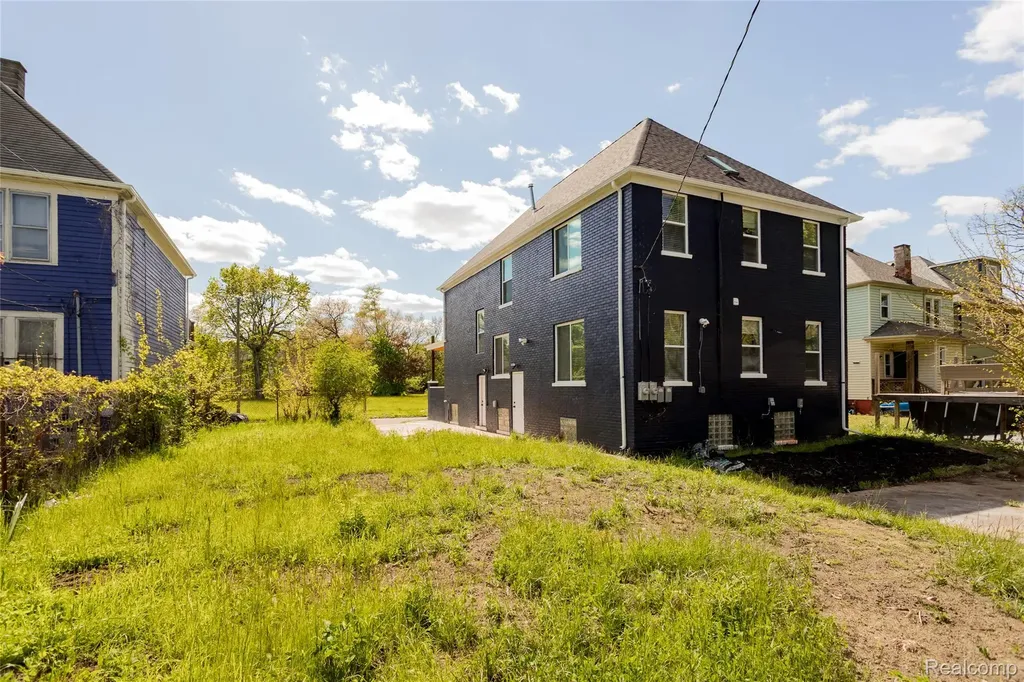 3450 Townsend Street Detroit City MI 48214