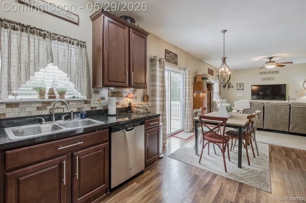 2740 Diane Marie Court Waterford Charter Township MI 48329