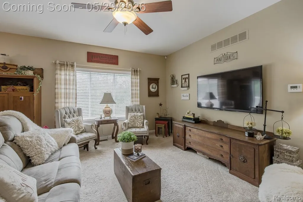2740 Diane Marie Court Waterford Charter Township MI 48329