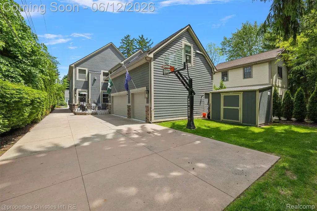 470 Orchard Drive Northville City MI 48167