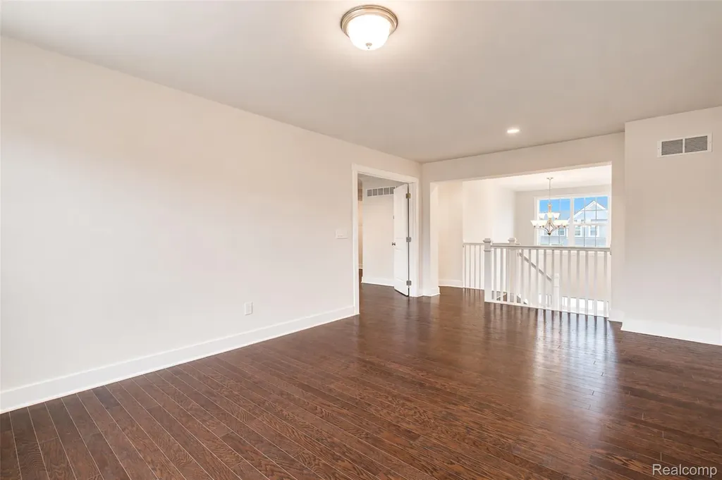51040 Woodford Drive Canton Charter Township MI 48188
