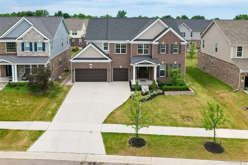 51040 Woodford Drive Canton Charter Township MI 48188