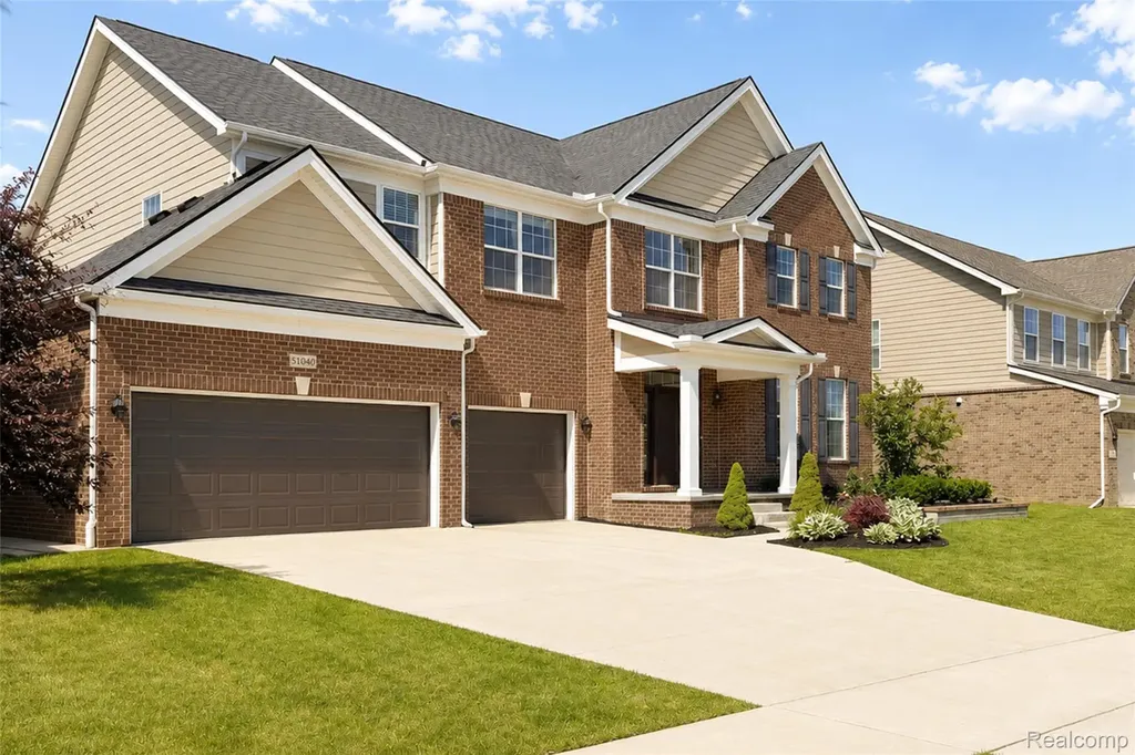 51040 Woodford Drive Canton Charter Township MI 48188