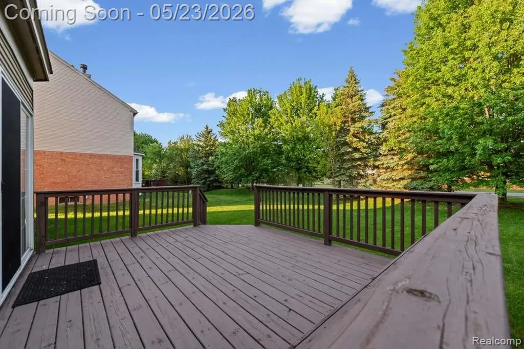 33868 Monterra Lane Sterling Heights City MI 48312