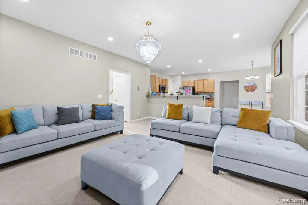 33868 Monterra Lane Sterling Heights City MI 48312