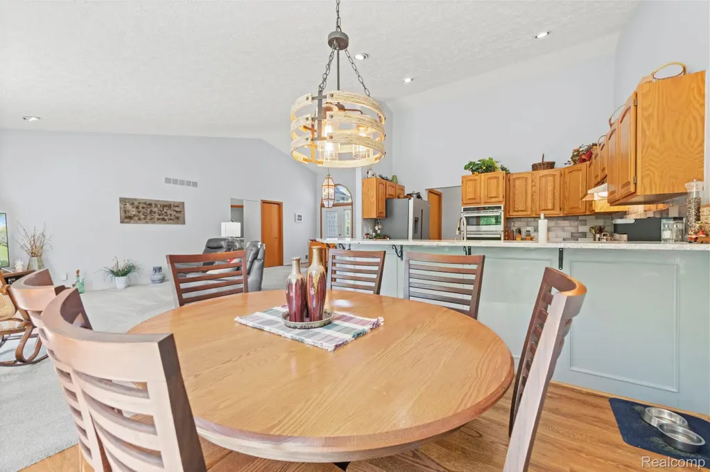 6687 Ridgeview Drive Independence Charter Township MI 48346