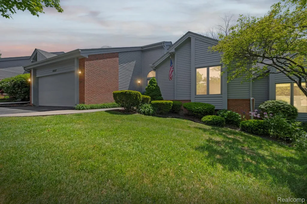 6687 Ridgeview Drive Independence Charter Township MI 48346
