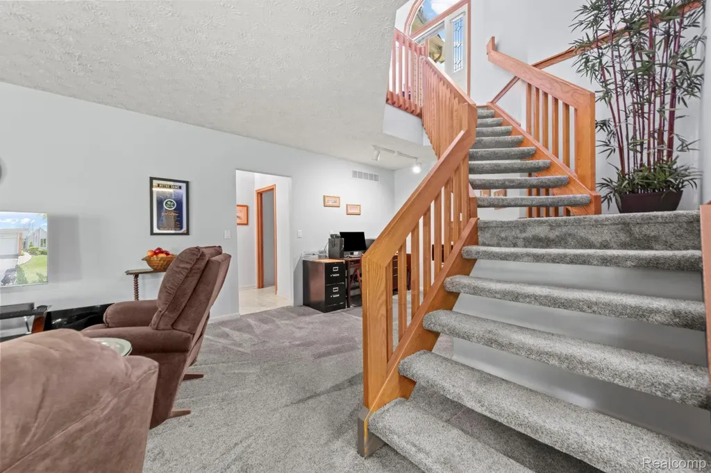 6687 Ridgeview Drive Independence Charter Township MI 48346