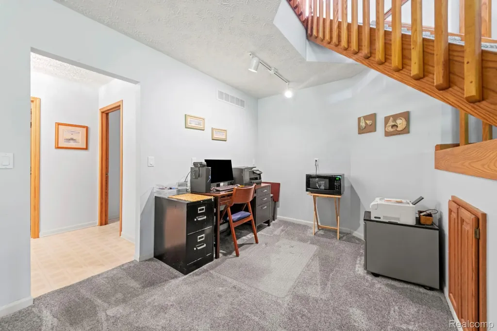 6687 Ridgeview Drive Independence Charter Township MI 48346