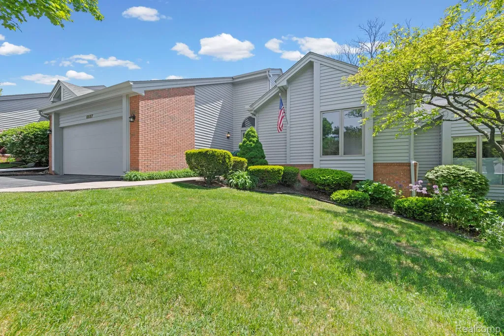 6687 Ridgeview Drive Independence Charter Township MI 48346