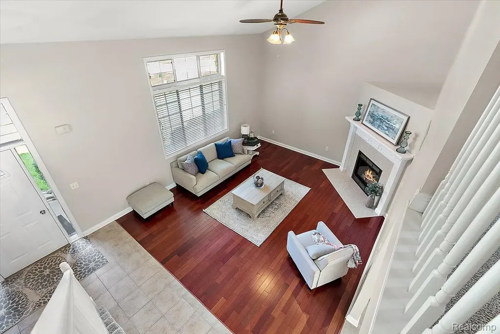 8698 Paul Drive Washington Township MI 48094