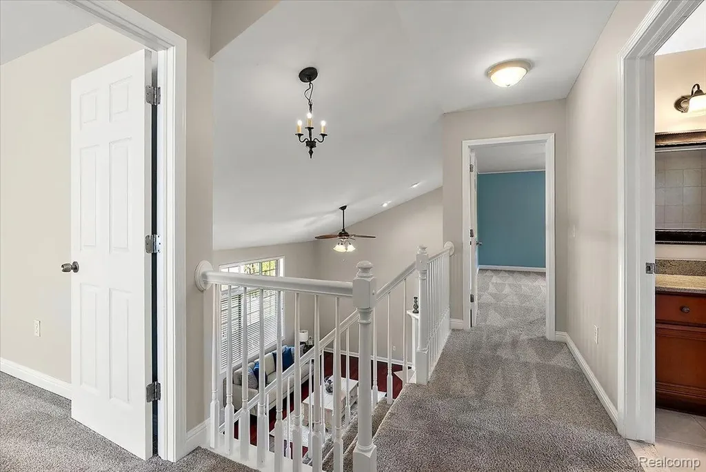 8698 Paul Drive Washington Township MI 48094