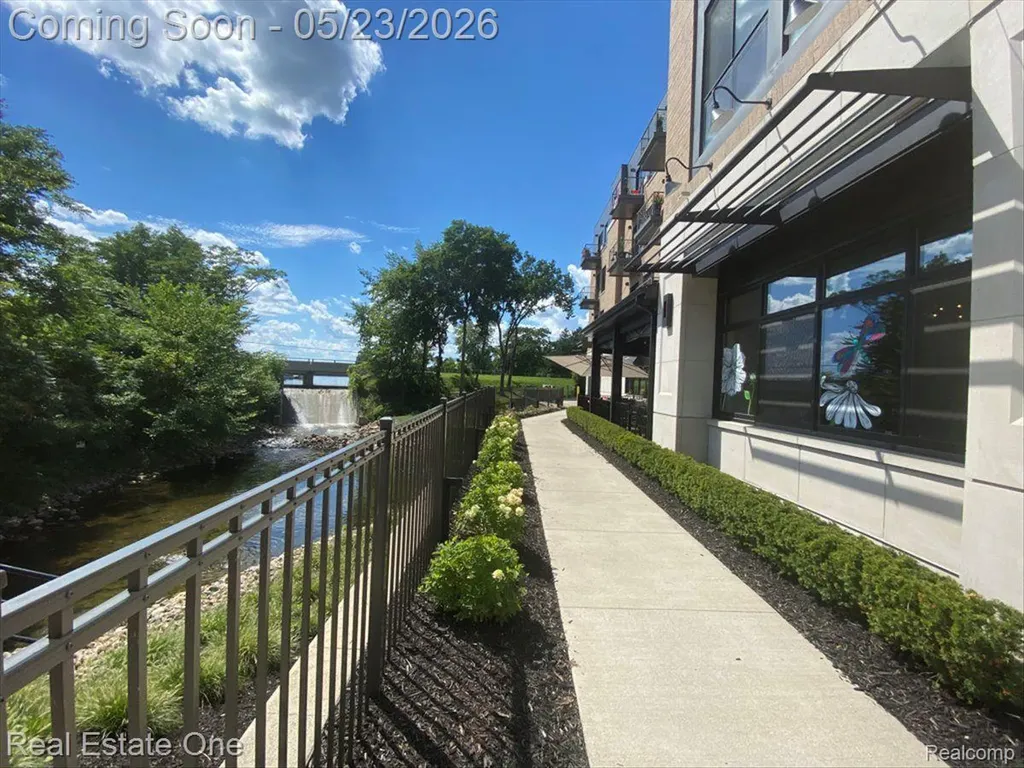 128 S Slater Street Lake Orion Village MI 48362