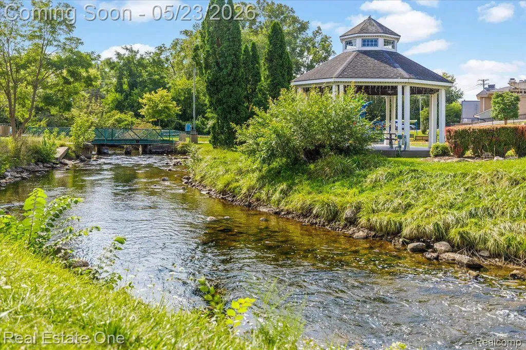 128 S Slater Street Lake Orion Village MI 48362