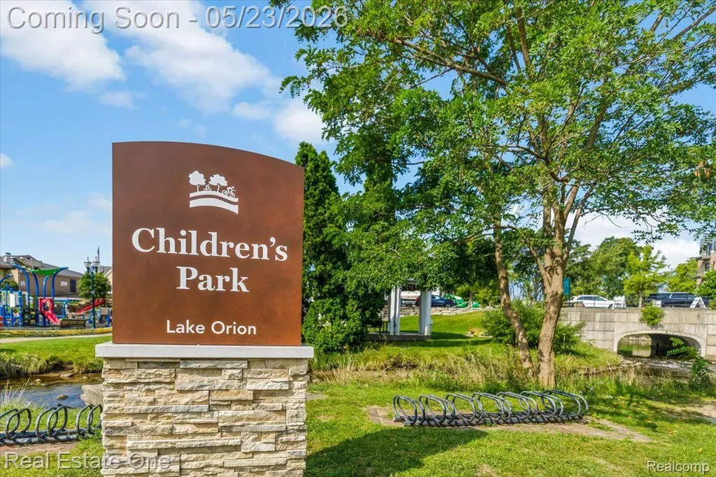 128 S Slater Street Lake Orion Village MI 48362