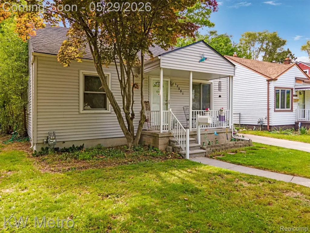 17381 Five Points Street Redford Charter Township MI 48240