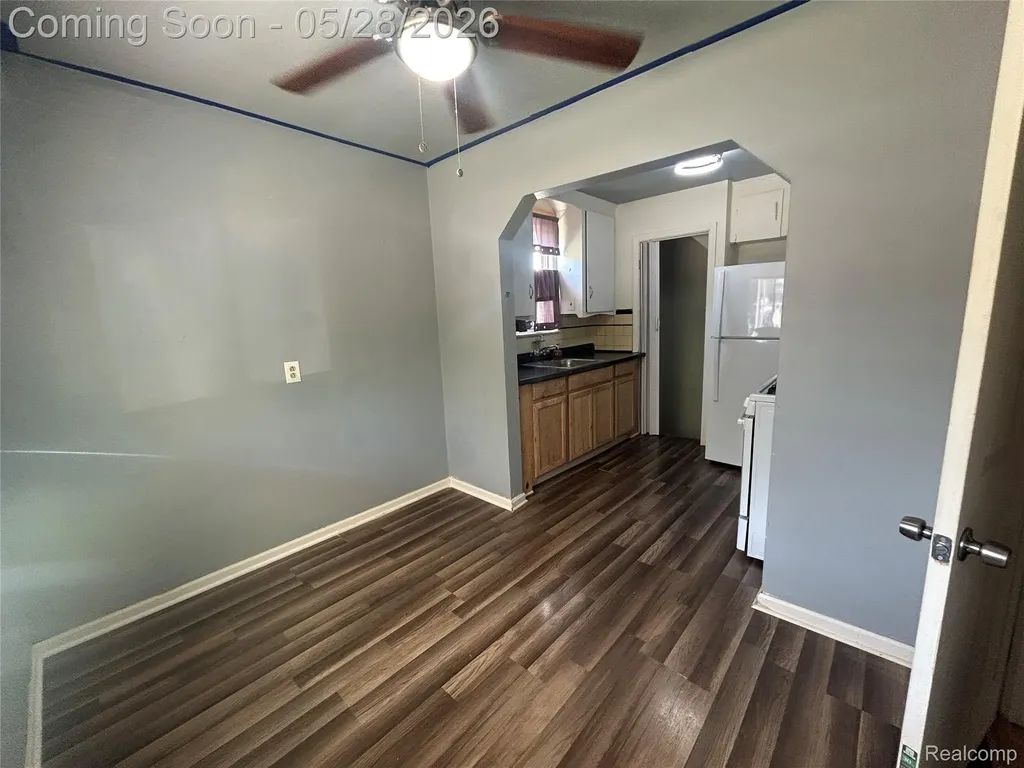 8869 Hartwell Street Detroit City MI 48228