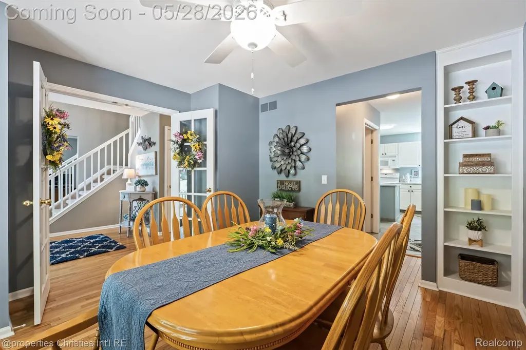 4709 Greenview Court Commerce Charter Township MI 48382
