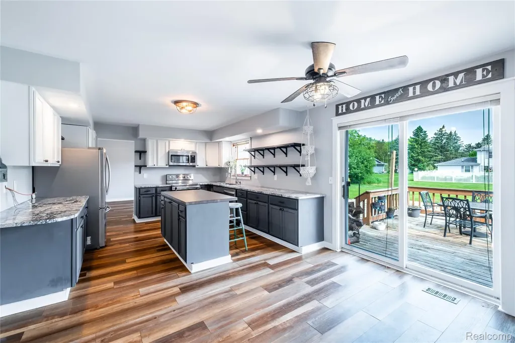 9359 Lochmoor Drive Davison Township MI 48423